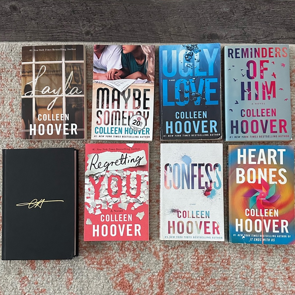 Colleen Hoover book set : 8 books